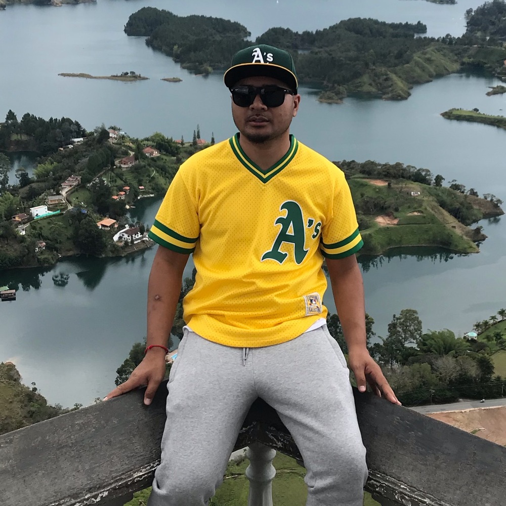 Meet your Posher, So